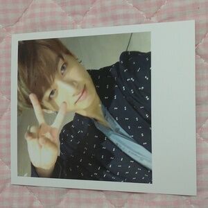 BTS WINGS Polaroid Photocard (Jung Kook)